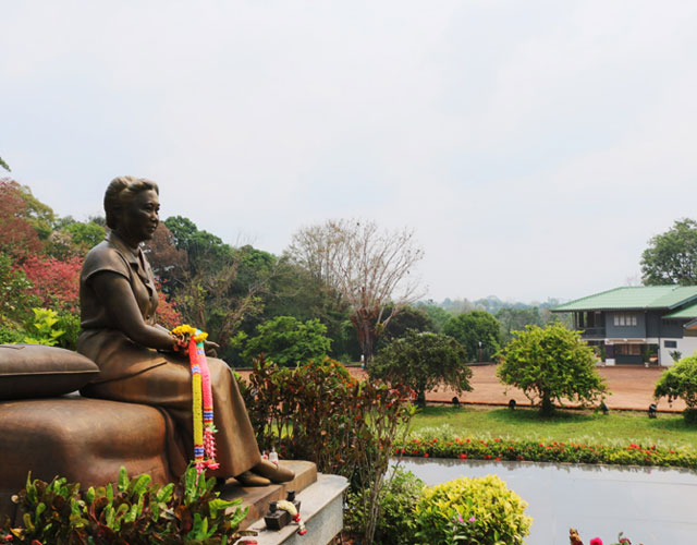 兰帕潘尼皇家大学